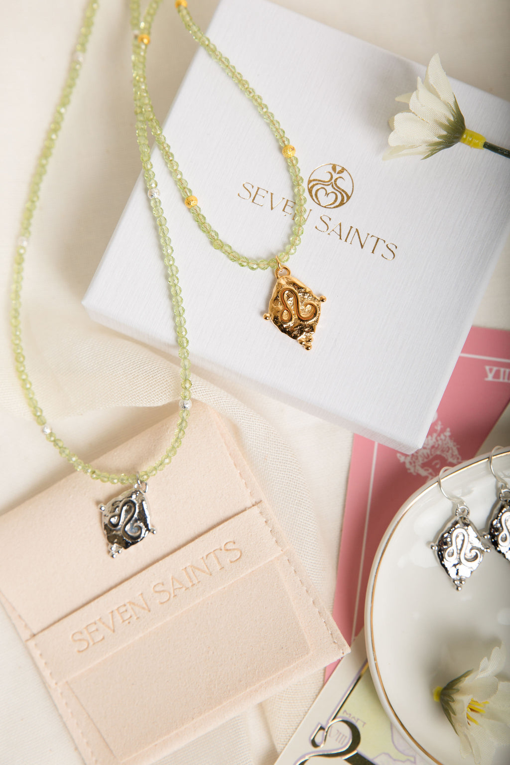 Leo Zodiac Choker Necklace – Peridot White Rhodium Plated Horoscope Jewelry