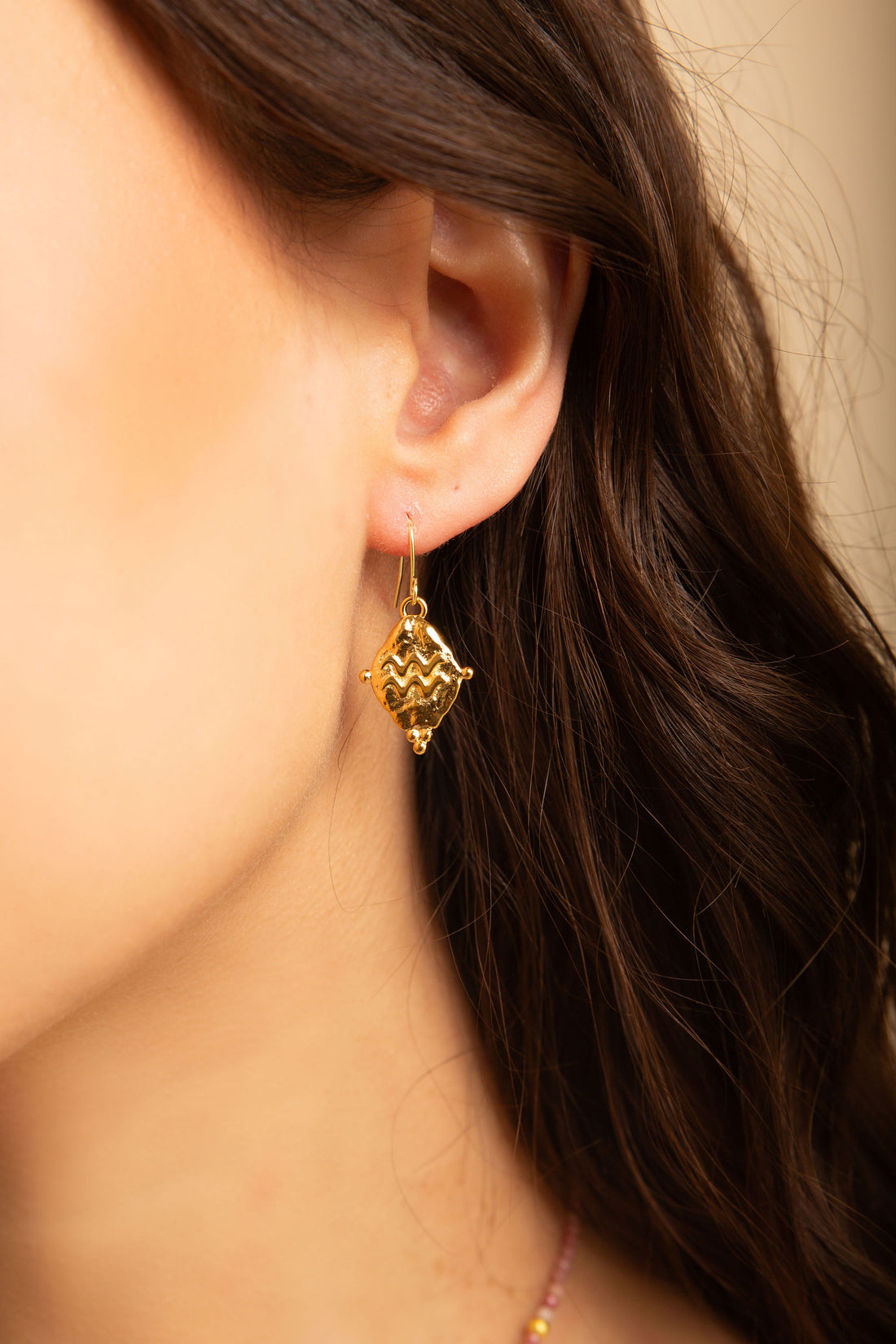 Aquarius Vintage Style Dangle Earrings - 18k Gold Plated