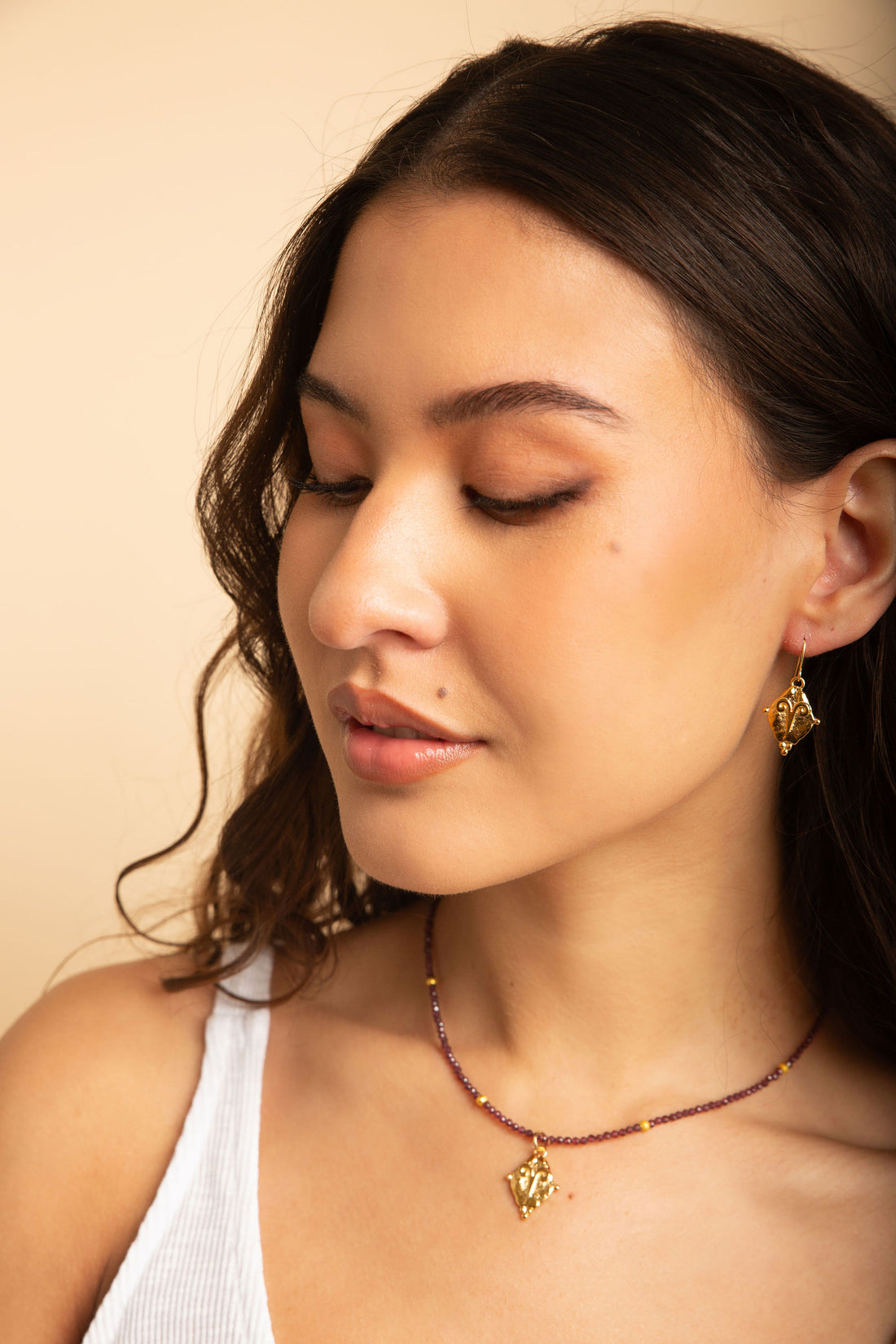 Aries Zodiac  Gemstone Choker Necklace - Red Garnet 18k Gold Plated