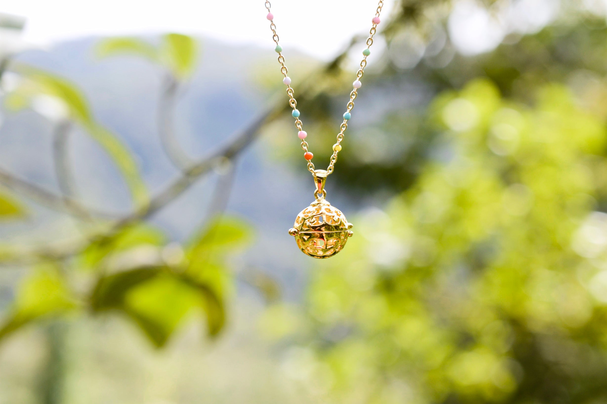 Aromatherapy Diffuser Locket Necklace – Multi-Colored Enamel Beaded Chain in 18K Gold