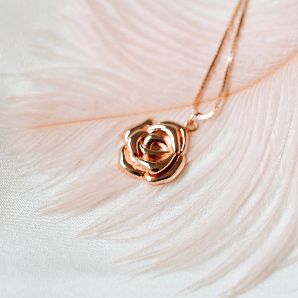 Mystic Rose Adjustable Necklace - Rose Gold - As seen on Olivia Culpo