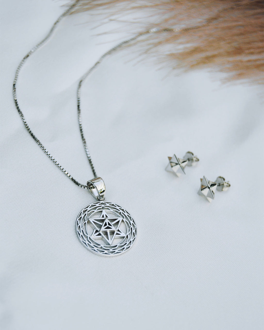 Merkaba Star Light Body Activation Set – Necklace & Earrings in 18K Gold Spiritual Jewelry