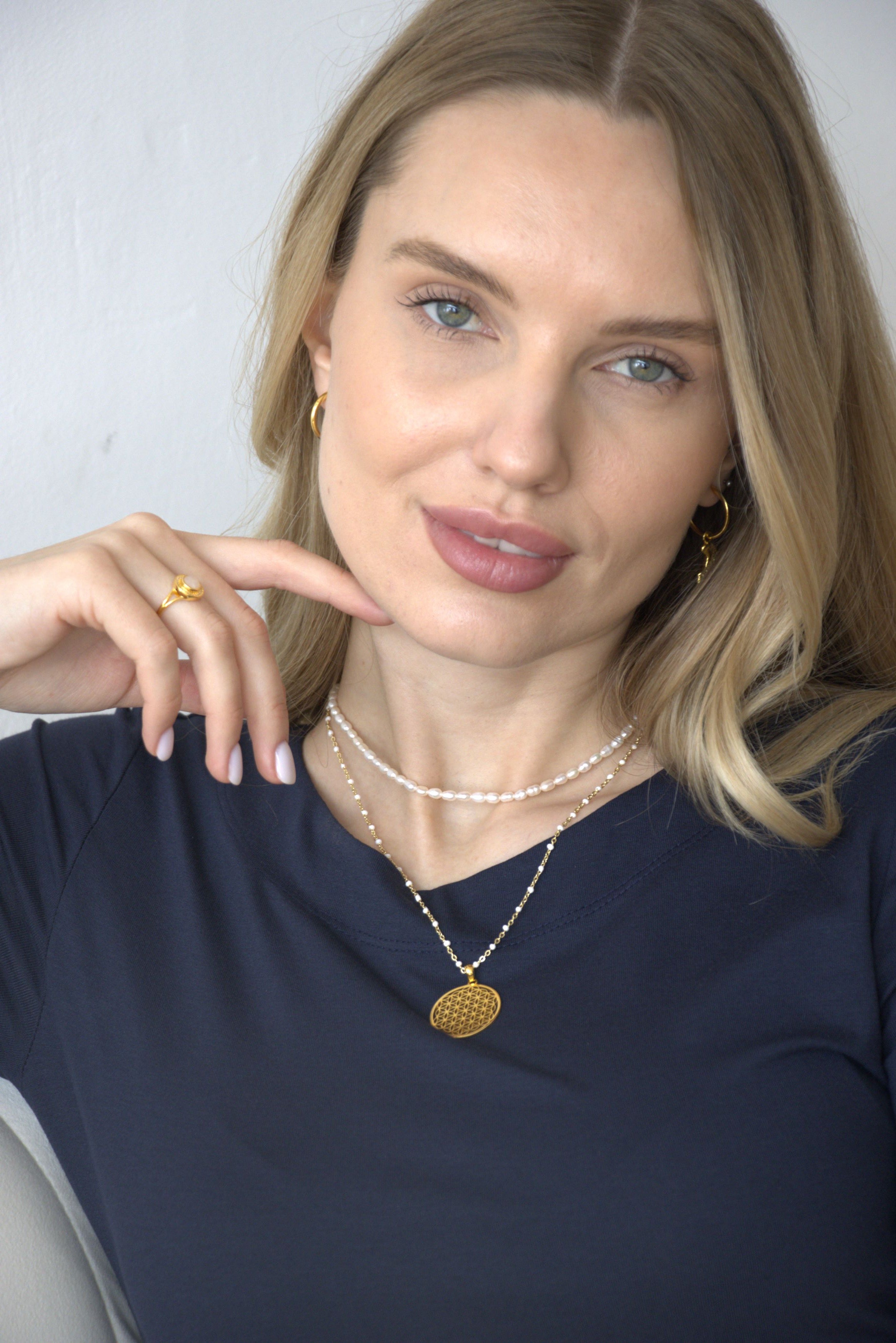 Peaceful Heart Flower of Life Necklace – White Enamel in 18K Gold Spiritual Jewelry