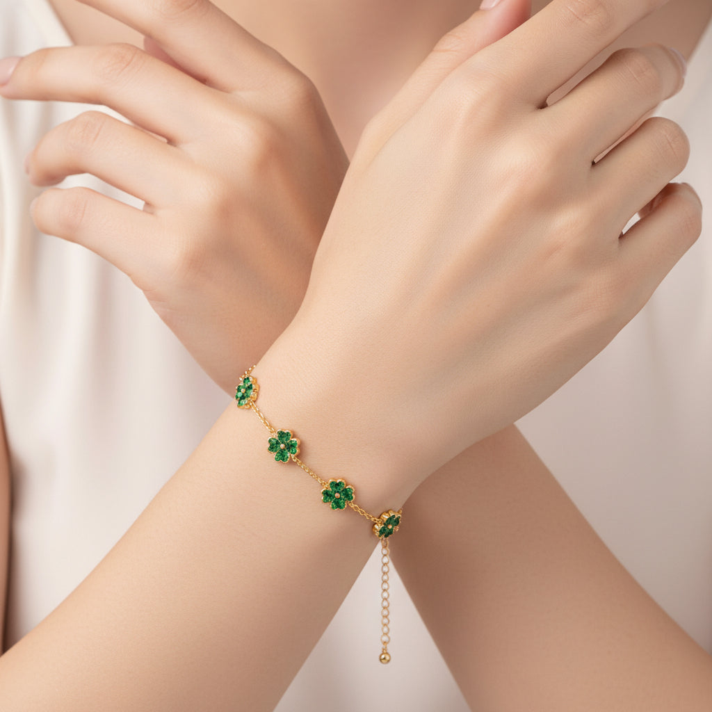 Four Leaf Clover Bracelet | Talisman of Luck & Prosperity | Emerald Zirconia & Gold