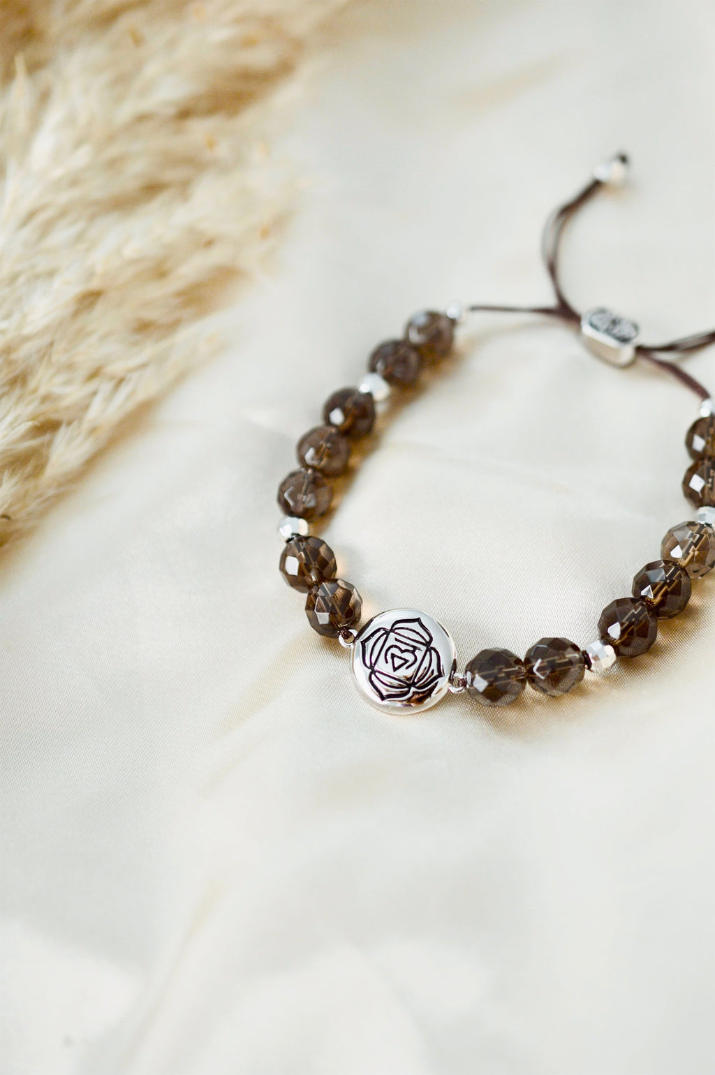Root Chakra Smoky Quartz Bracelet – Grounded Energy & Calm 18K Gold Plated Healing Jewelry