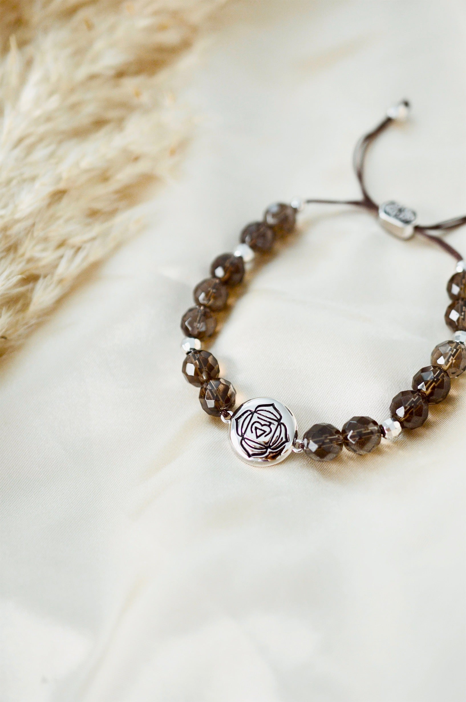Root Chakra Smoky Quartz Bracelet – Grounded Energy & Calm 18K Gold Plated Healing Jewelry