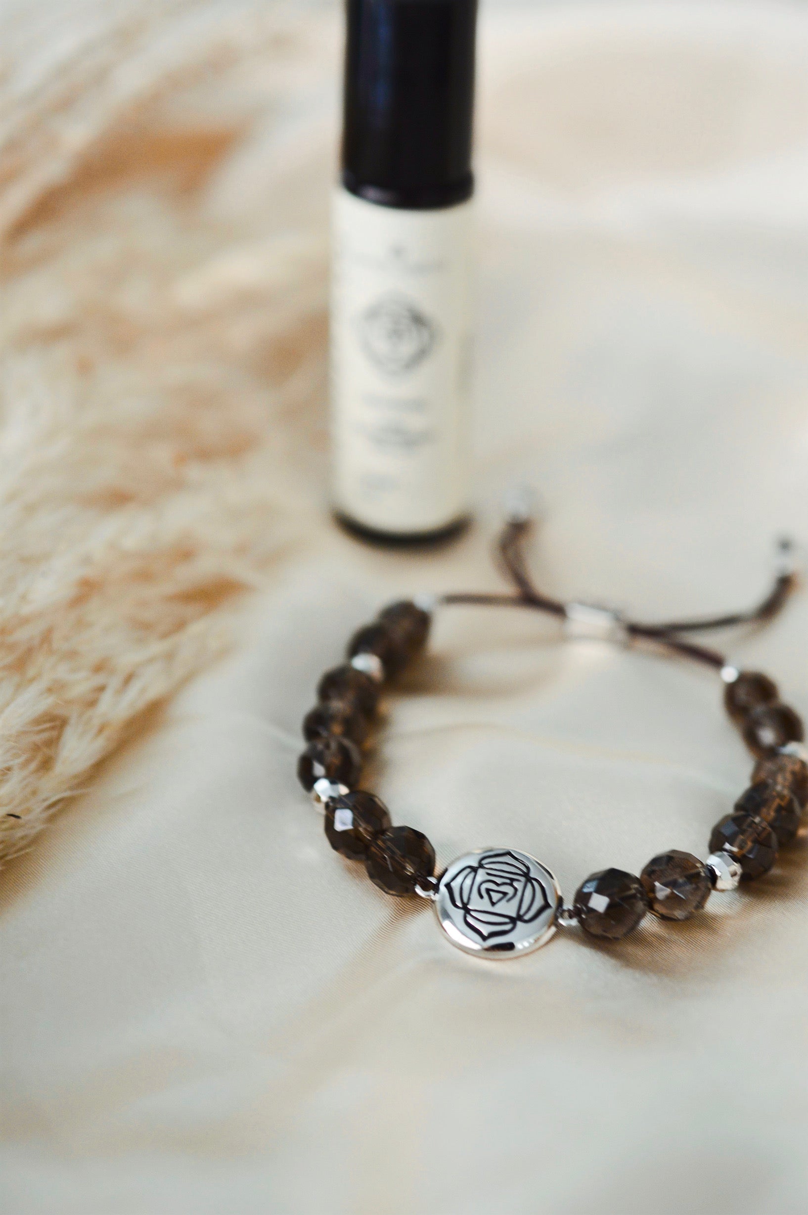 Root Chakra Smoky Quartz Bracelet – Grounded Energy & Calm 18K Gold Plated Healing Jewelry