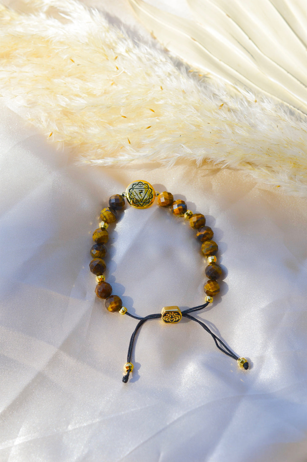 Solar Plexus Chakra Tiger’s Eye Bracelet – Energy Protection & Personal Power 18K Gold Plated Healing Jewelry