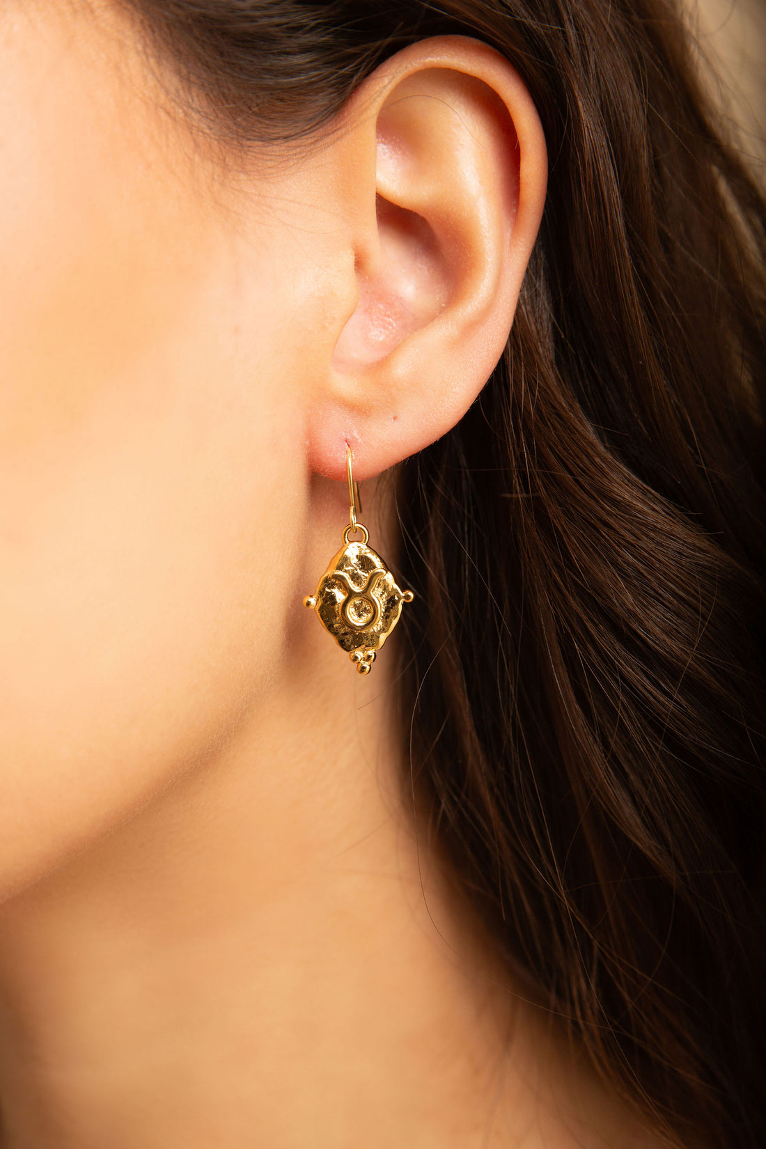 Taurus Vintage Style Dangle Earrings - White Rhodium Plated with Antique Zodiac Symbol