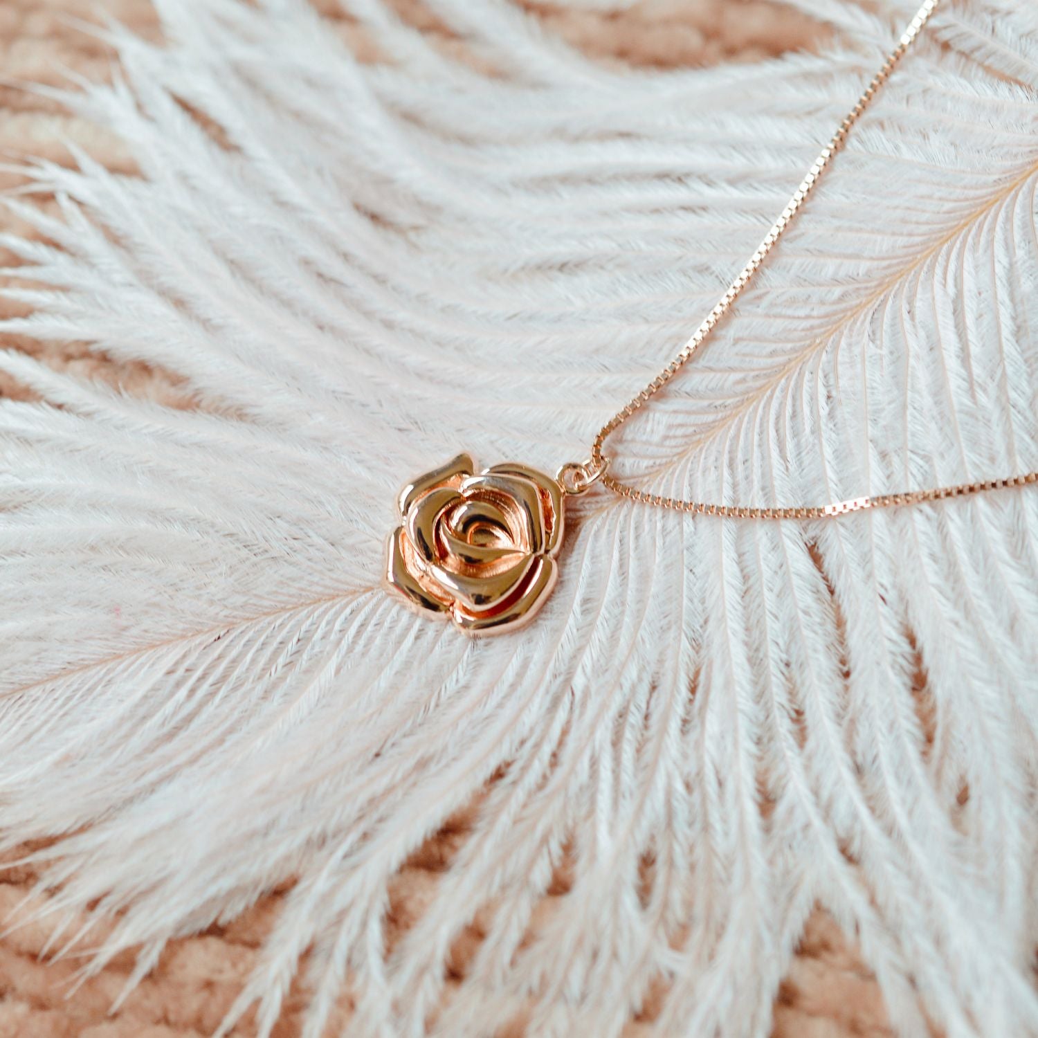 Mystic Rose Adjustable Necklace - Rose Gold - As seen on Olivia Culpo