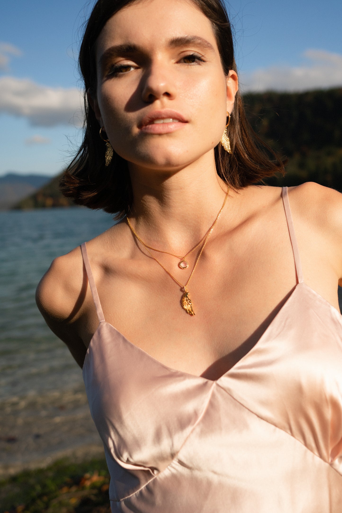 ARCHANGEL CHAMUEL Angel Of Love Necklace, Rose Quartz, White Rhodium