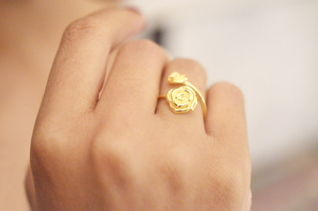 Double Rose Open Ring, One Size, 18K Gold Vermeil