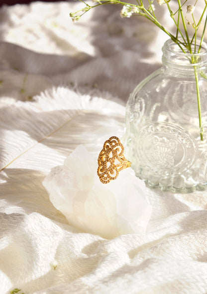 Infinite Love Pave Adjustable Ring, 18k Gold, White Topaz