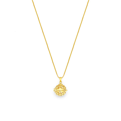 Aromatherapy Diffuser Locket Round Foliate Necklace, 18K Gold